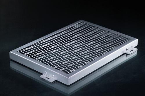 金属拉网铝單(dan)板